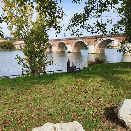Сasa de vacaciones Le De Moissac